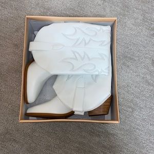 White cowboy boots